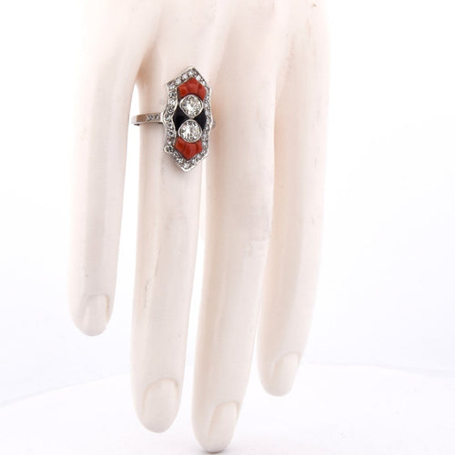 Bague 54 Art déco - Bague en platine, diamants, onyx et corail 58 Facettes AN613 P22 (05519)