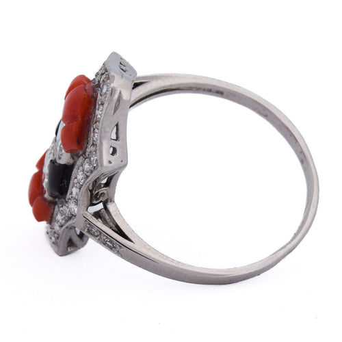 Bague 54 Art déco - Bague en platine, diamants, onyx et corail 58 Facettes AN613 P22 (05519)