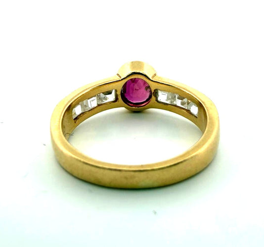 Bague 54 Bague en or jaune avec diamants et rubis 58 Facettes 364/26 D