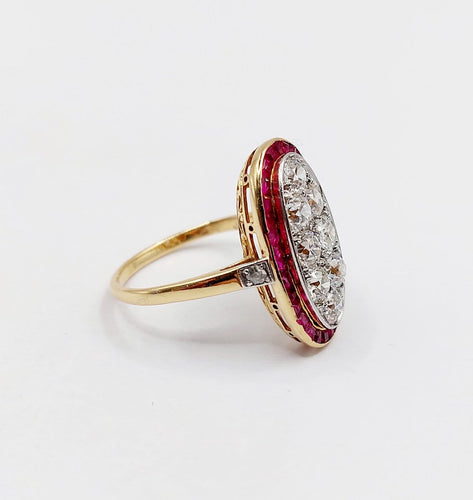 Bague 53 Bague cible Art déco en or 18k, platine, diamants et rubis 58 Facettes A07265