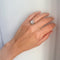 Bague 61 Bague marguerite Art déco en platine, or gris et diamants 58 Facettes