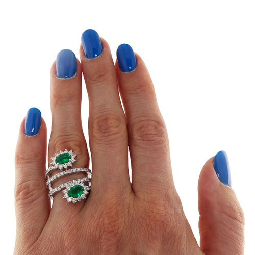 Bague 53 Bague contrarié en or blanc, émeraudes et diamants 58 Facettes G3952