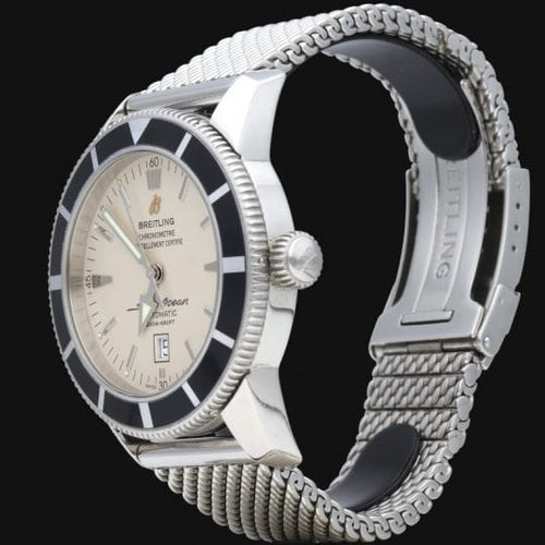 Montre Breitling Superocean Heritage - Montre automatique 46 mm en acier 58 Facettes MT46161