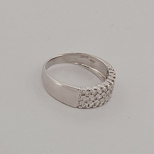 Bague 48 Bague en or blanc et diamants taille brillant 58 Facettes 3042191