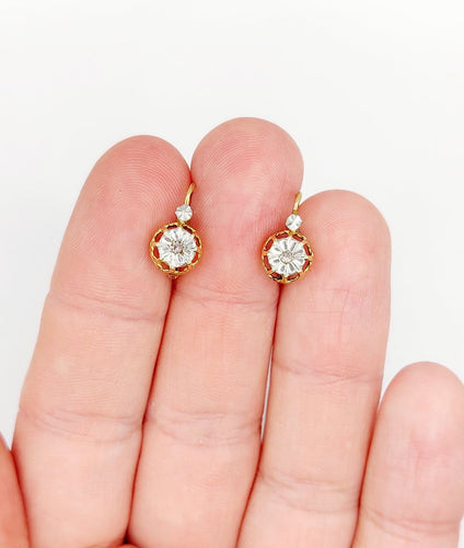 Boucles d'oreilles Dormeuses antiques - Boucles d'oreilles en or 18k et diamants taille rose 58 Facettes A07238