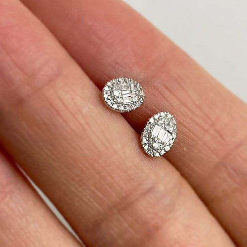 Boucles d'oreilles Boucles d'oreilles ovales en or blanc 18 carats et diamants 58 Facettes GER1400WG