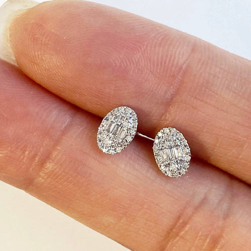 Boucles d'oreilles Boucles d'oreilles ovales en or blanc 18K et diamants 58 Facettes GER1400WG