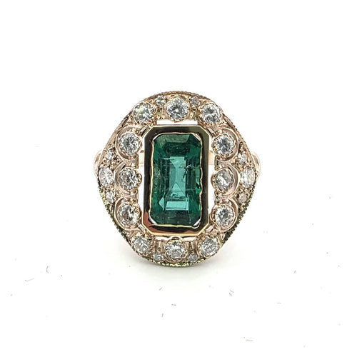 Bague 55 Bague en or jaune 18 ct avec émeraude et diamants 58 Facettes 139/26 C