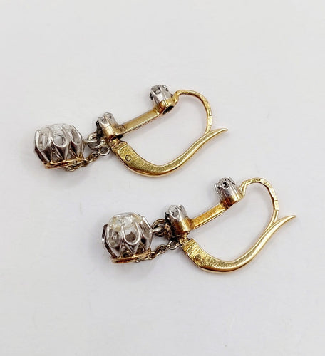 Boucles d'oreilles Dormeuses antiques en or 18k, platine et diamants taille ancienne 58 Facettes A07245