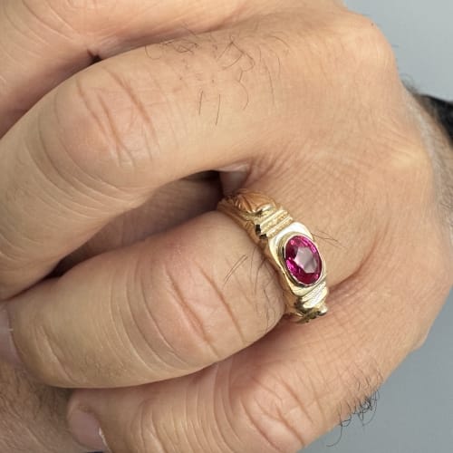 Bague 59 Bague homme en or jaune et rubis synthétique 58 Facettes 41489