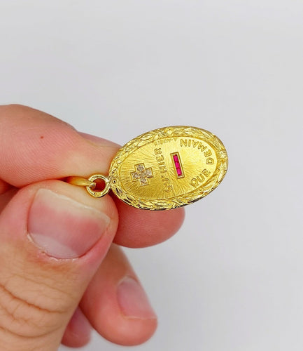 Pendentif Augis - Pendentif médaille d'amour en or 18k, diamant et rubis 58 Facettes A07267