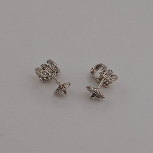 Boucles d'oreilles Boucles d'oreilles en or blanc et diamants 58 Facettes 2752670