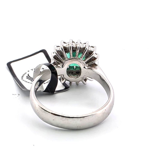 Bague 56 Bague en or blanc 18 kt avec diamants et émeraude 58 Facettes 185/26 A