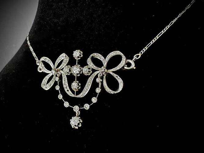 Collier Belle Époque - Pendentif en platine et diamants 58 Facettes Collier 10