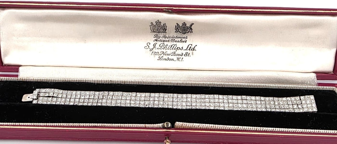 Bracelet S.J. Phillips Ltd. - Bracelet trois rangs en platine et diamants 58 Facettes 1570 B
