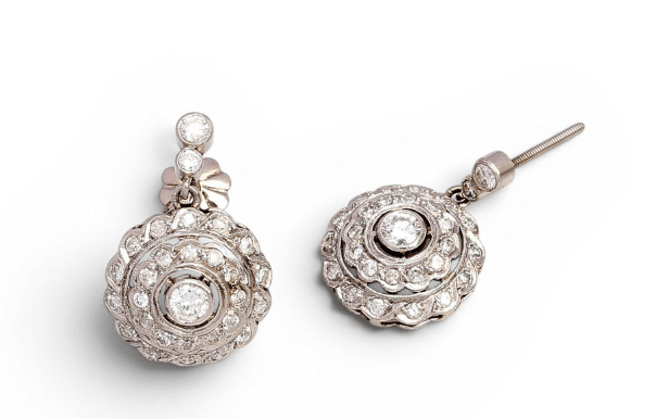 Boucles d'oreilles Art déco - Boucles d’oreilles en platine et diamants 1,15 ct 58 Facettes Q276B