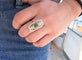 Bague 54 Bague en or blanc 18 ct avec émeraude et diamants 58 Facettes 359/26 C