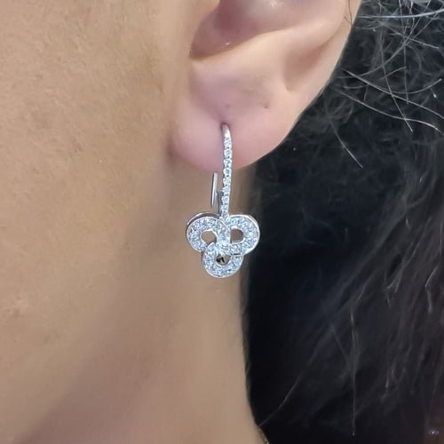 Boucles d'oreilles Boucles d'oreilles en or blanc et diamants 58 Facettes #5029