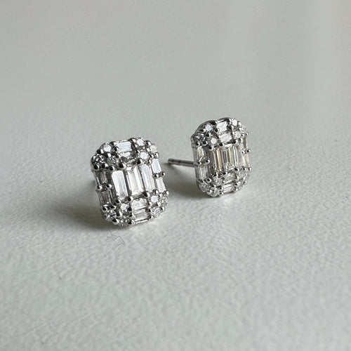 Boucles d'oreilles Boucles d'oreilles en or blanc 18 ct et diamants 0,54 ct 58 Facettes GER1049WG