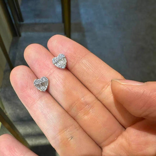 Boucles d'oreilles Heart to Have - Boucles d'oreilles en or blanc et diamants 58 Facettes GER1030WG