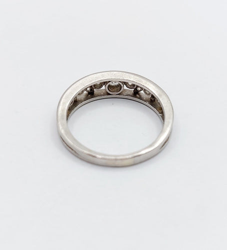 Bague 54 Bague jarretière Art déco en platine et diamants 58 Facettes A07266