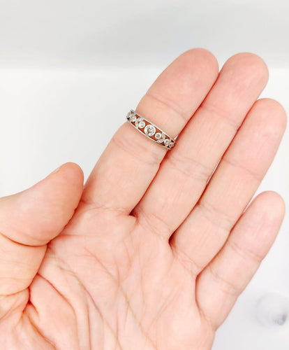 Bague 54 Bague jarretière Art déco en platine et diamants 58 Facettes A07266
