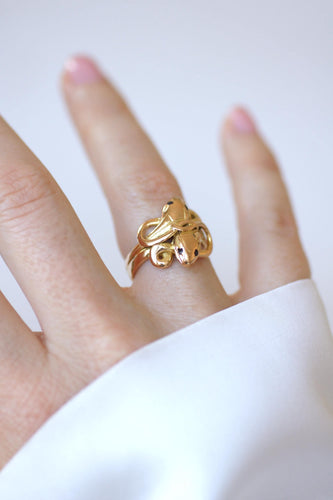 Bague 53 Bague ancienne serpents enroulés en deux ors et rubis 58 Facettes