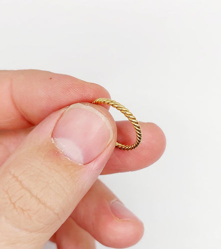 Bague 47 Bague alliance vintage torsadée en or blanc 18k 58 Facettes A06694