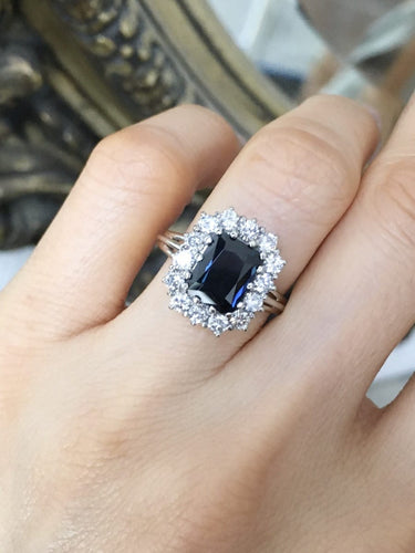 Bague 54.5 Bague en or blanc 18K, saphir et diamants 58 Facettes 268