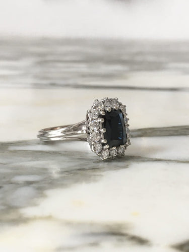 Bague 54.5 Bague en or blanc 18K, saphir et diamants 58 Facettes 268