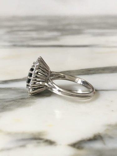 Bague 54.5 Bague en or blanc 18K, saphir et diamants 58 Facettes 268