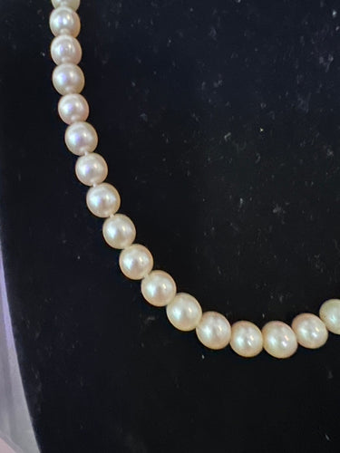 Collier Collier choker - 49 perles Akoya et fermoir en or jaune 18K 58 Facettes 944