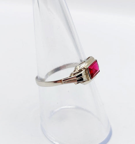 Bague 56 Bague Art déco en or blanc 18k et verre rouge 58 Facettes A07133