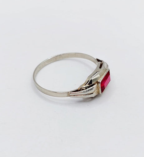 Bague 56 Bague Art déco en or blanc 18k et verre rouge 58 Facettes A07133