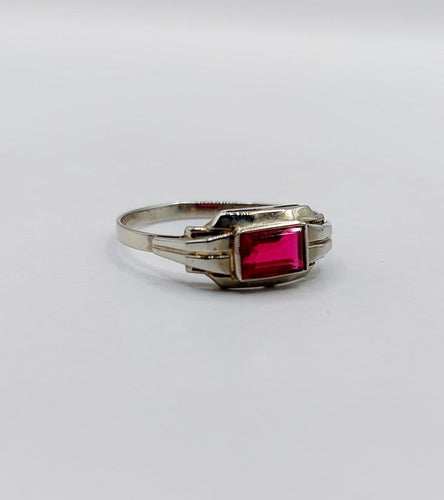 Bague 56 Bague Art déco en or blanc 18k et verre rouge 58 Facettes A07133