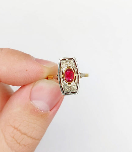 Bague 53.5 Bague Art déco en or 18k, verre rouge et diamants 58 Facettes A07134