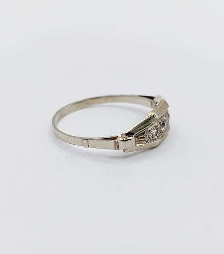 Bague 52 Art déco - Bague en or blanc 18k et spinelles synthétiques 58 Facettes A07172