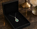 Pendentif Rain of Light - Pendentif en or blanc, émeraude et diamants 58 Facettes 50468