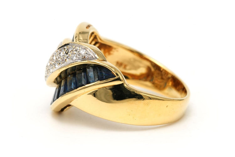 Bague 54 Bague contemporaine en or jaune 18 carats, saphirs et diamants 58 Facettes 23820