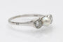 Bague 53 Bague vintage en or blanc avec diamants et perle 58 Facettes 10828