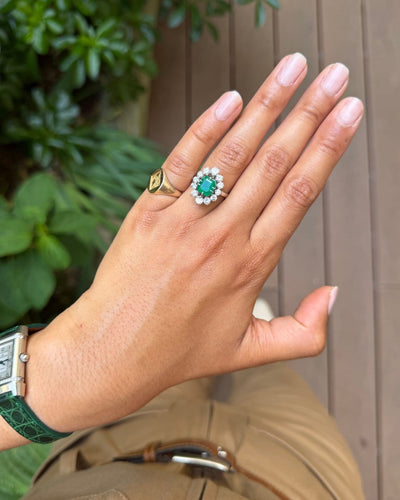 Bague 56 Pompadour - Bague en or blanc, émeraude et diamants 58 Facettes pompa s