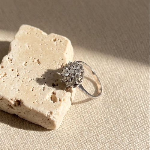 Bague 58 Bague cocktail florale en or blanc et diamants 58 Facettes