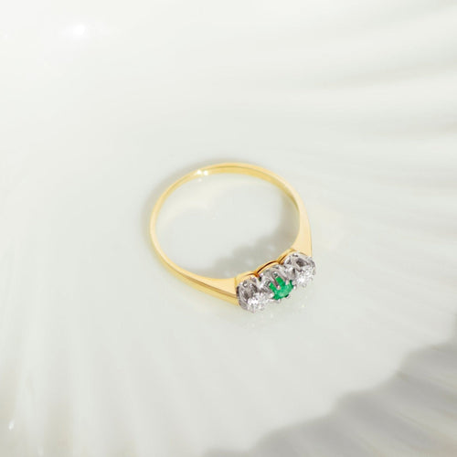Bague 54 Bague vintage en or jaune 585 avec émeraude et diamants 58 Facettes