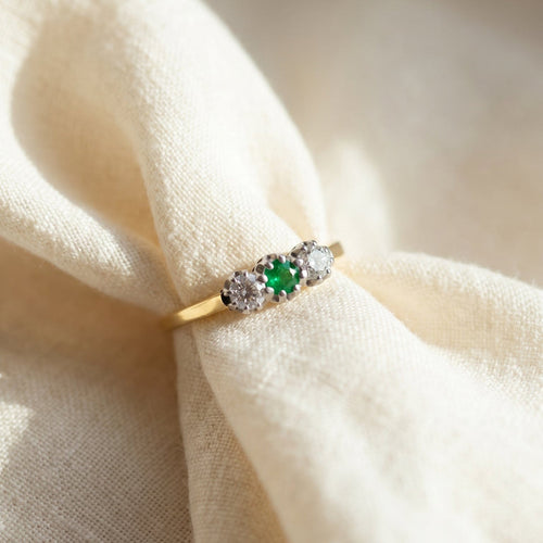Bague 54 Bague vintage en or jaune 585 avec émeraude et diamants 58 Facettes