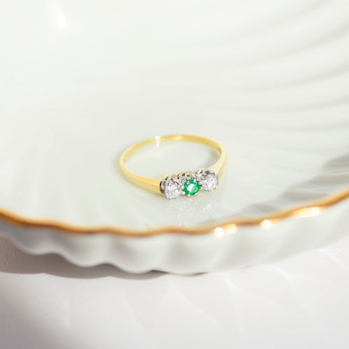 Bague 54 Bague vintage en or jaune 585 avec émeraude et diamants 58 Facettes