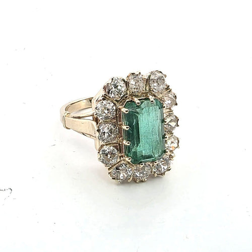 Bague 53 Bague en or jaune avec diamants et émeraude centrale 58 Facettes 377/26 C