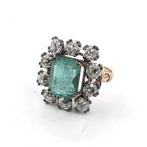 Bague en or jaune avec diamants et émeraude 58 Facettes 377/26 F