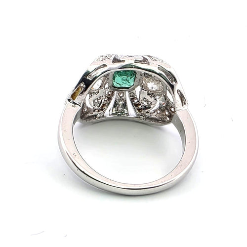 Bague 52 Bague en or blanc 18 ct avec diamants et émeraude 58 Facettes 296/26 A
