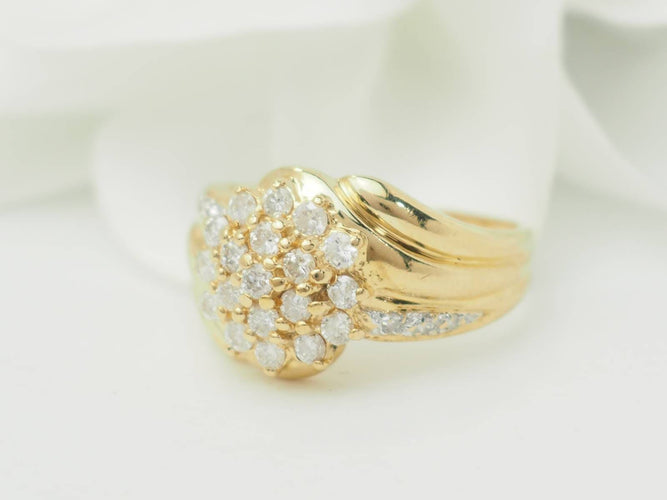 Bague 52 Bague pavée de diamants en or jaune 58 Facettes 33391