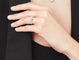 Bague 52 Van Cleef & Arpels Socrate - Bague en or blanc et diamants 58 Facettes jnci54